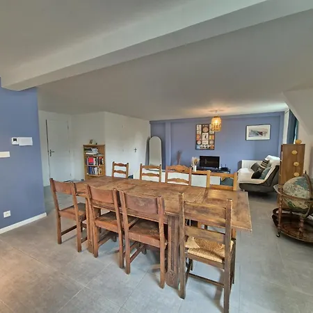 La Grande Ourse #terrasse#vulcania Apartment Saint-Ours (Puy-de-Dome)